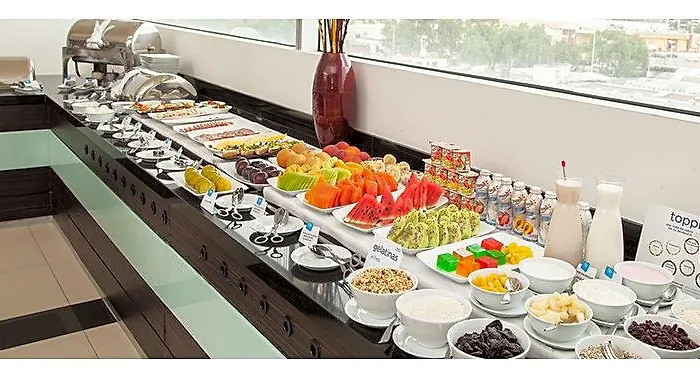 Hotel Nh Valle Dorado 4*