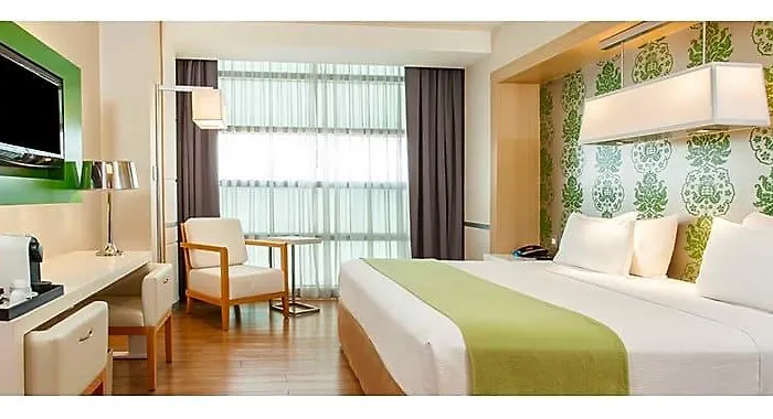 Nh Valle Dorado 4*
